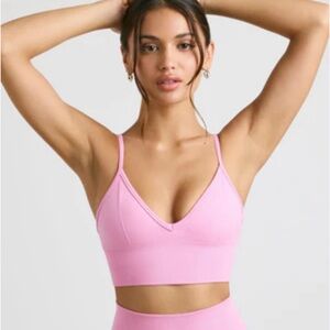 Alo Yoga Parisian Pink sports bra